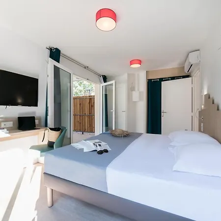 Hotel Belambra Clubs Sur La Sorgue - Domaine De Mousquety