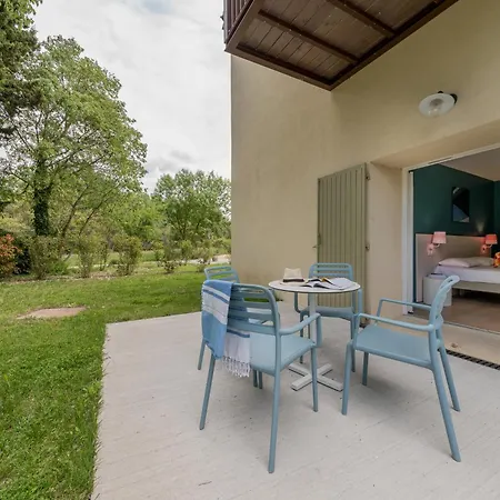 Hotel Belambra Clubs Sur La Sorgue - Domaine De Mousquety LʼIsle-sur-la-Sorgue