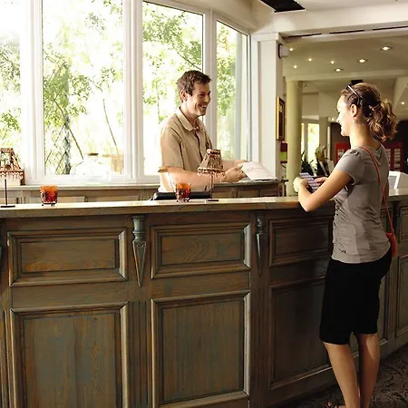 Belambra Clubs Sur La Sorgue - Domaine De Mousquety Hotel